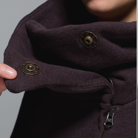 Lululemon Karmacollected Jacket
Heathered Rich Earth - Picture 5 of 13